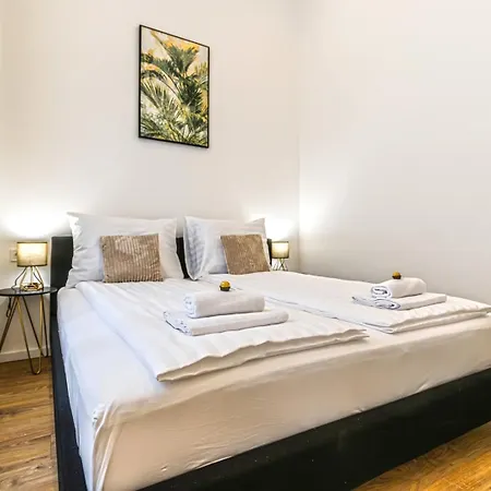Апартаменты Spacious & Elegant In The Center Будапешт