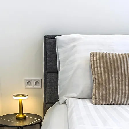 Spacious & Elegant In The Center Budapest