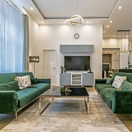 Spacious & Elegant In The Center * Budapest